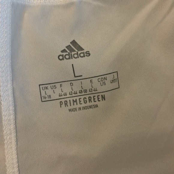 Adidas shorts - Picture 4 of 4